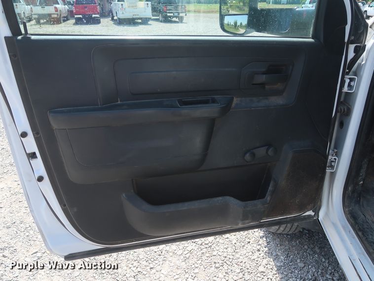 image for item GS9944 2015 Dodge Ram 5500HD  bucket truck