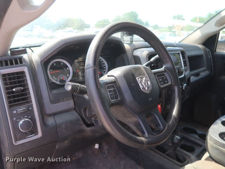 image for item GS9944 2015 Dodge Ram 5500HD  bucket truck