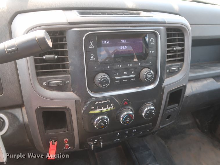 image for item GS9944 2015 Dodge Ram 5500HD  bucket truck