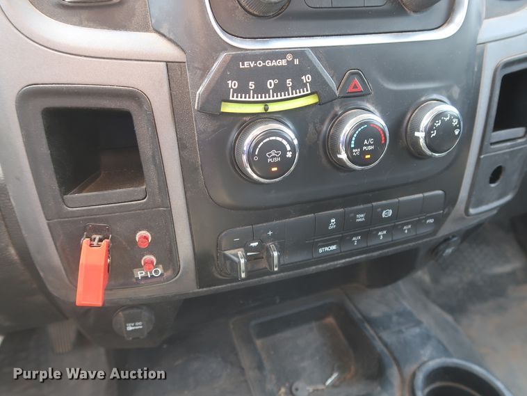 image for item GS9944 2015 Dodge Ram 5500HD  bucket truck