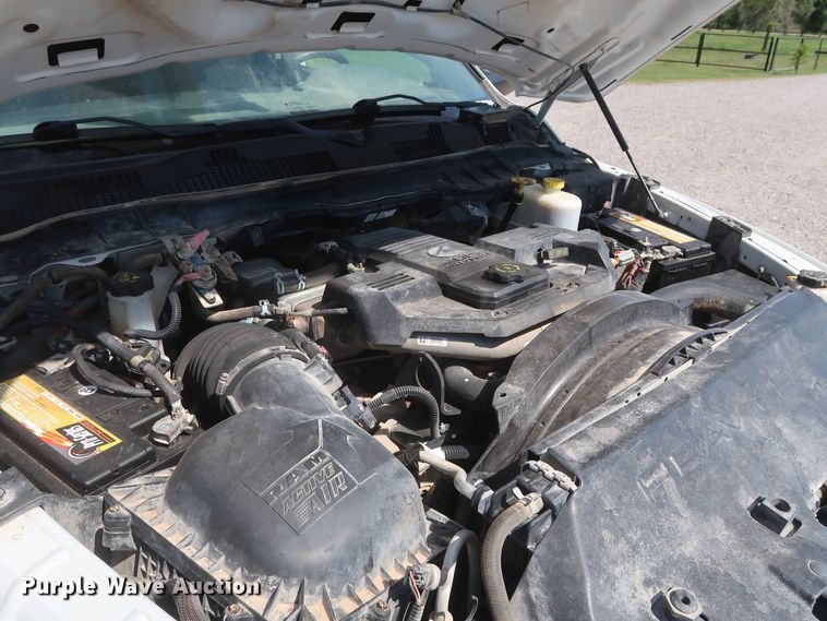 image for item GS9944 2015 Dodge Ram 5500HD  bucket truck