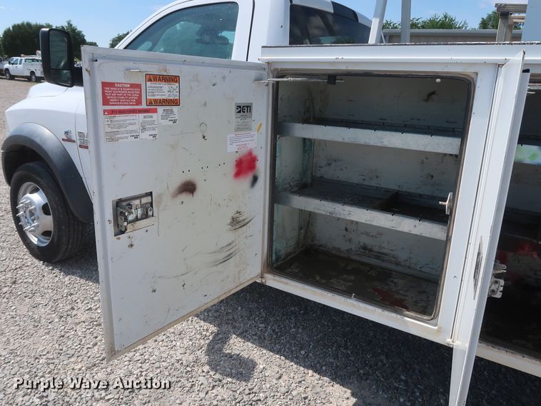 image for item GS9944 2015 Dodge Ram 5500HD  bucket truck