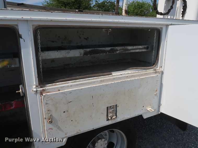 image for item GS9944 2015 Dodge Ram 5500HD  bucket truck