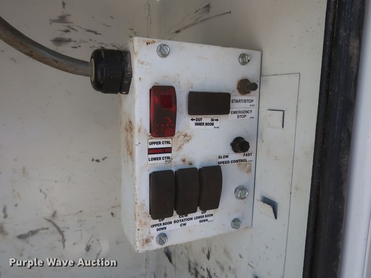 image for item GS9944 2015 Dodge Ram 5500HD  bucket truck