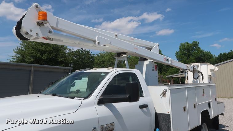 image for item GS9944 2015 Dodge Ram 5500HD  bucket truck