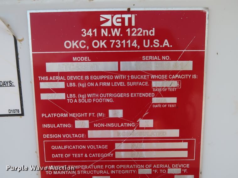 image for item GS9944 2015 Dodge Ram 5500HD  bucket truck