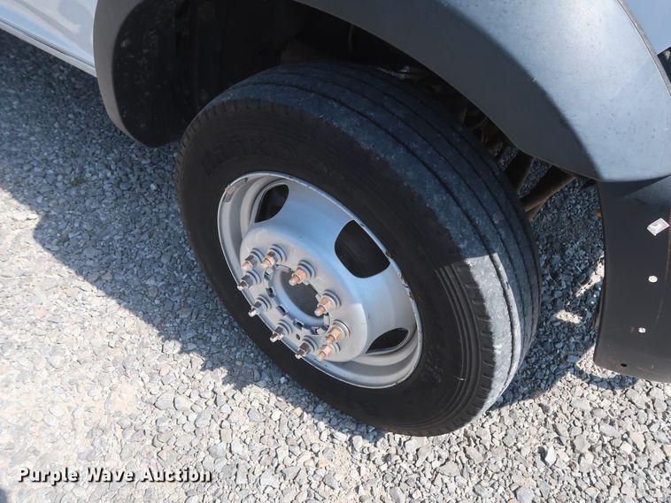 image for item GS9944 2015 Dodge Ram 5500HD  bucket truck