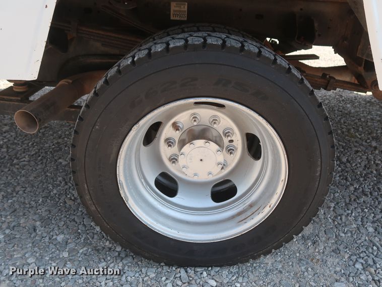 image for item GS9944 2015 Dodge Ram 5500HD  bucket truck