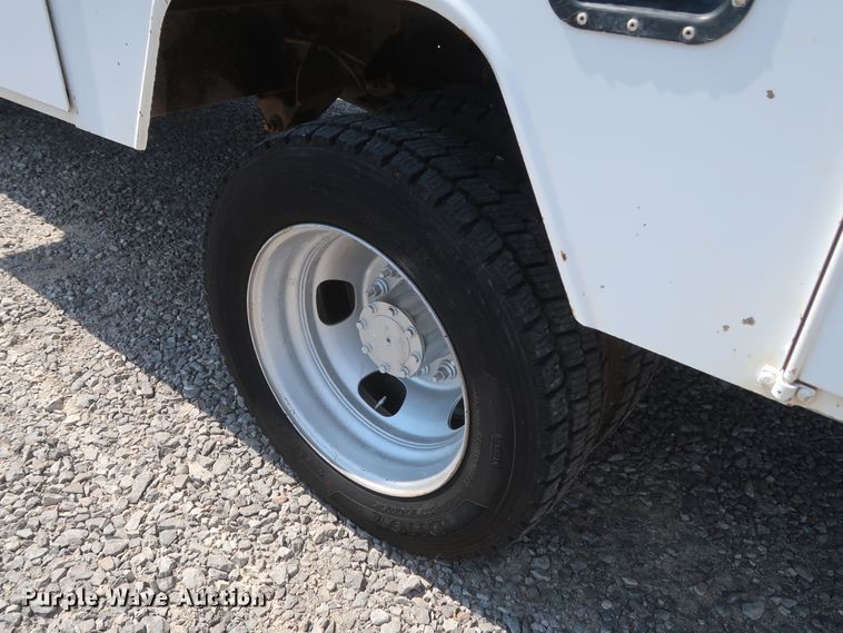 image for item GS9944 2015 Dodge Ram 5500HD  bucket truck