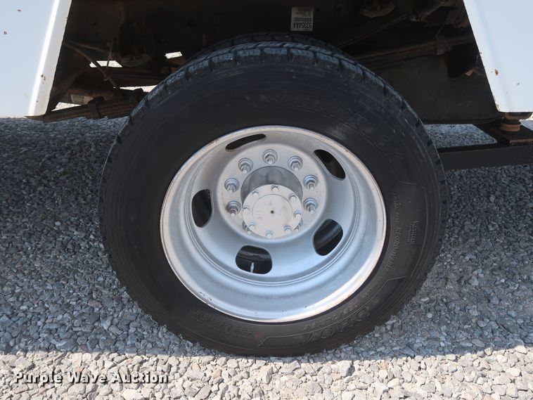 image for item GS9944 2015 Dodge Ram 5500HD  bucket truck