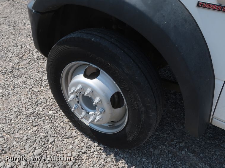 image for item GS9944 2015 Dodge Ram 5500HD  bucket truck