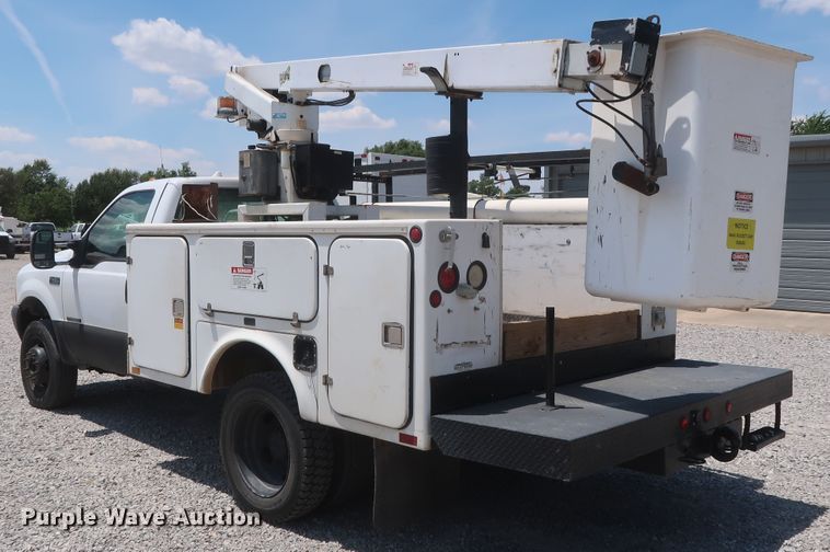 image for item GS9970 2000 Ford F450 Super Duty  bucket truck