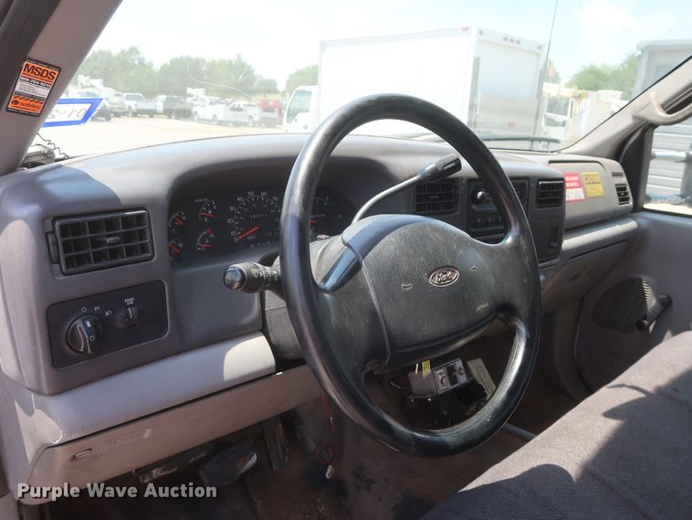 image for item GS9970 2000 Ford F450 Super Duty  bucket truck