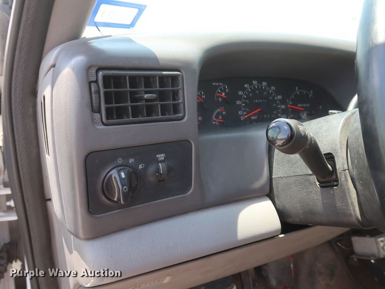 image for item GS9970 2000 Ford F450 Super Duty  bucket truck