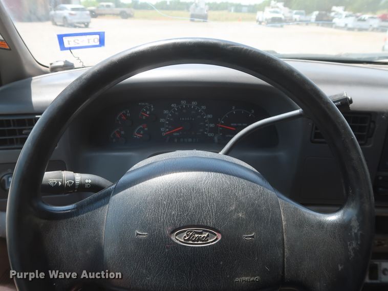 image for item GS9970 2000 Ford F450 Super Duty  bucket truck