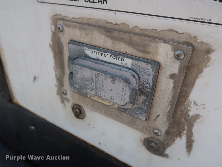 image for item GS9970 2000 Ford F450 Super Duty  bucket truck