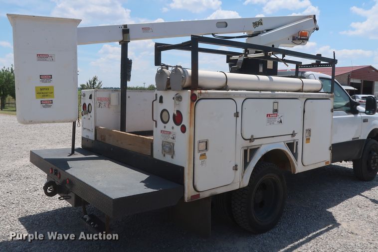 image for item GS9970 2000 Ford F450 Super Duty  bucket truck