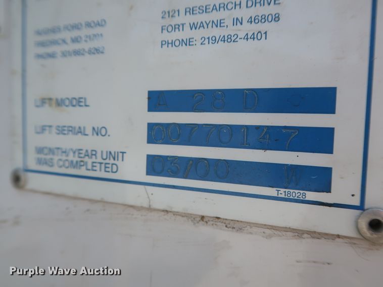 image for item GS9970 2000 Ford F450 Super Duty  bucket truck