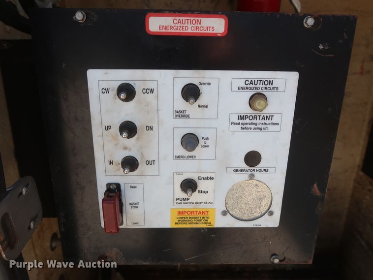 image for item GS9970 2000 Ford F450 Super Duty  bucket truck