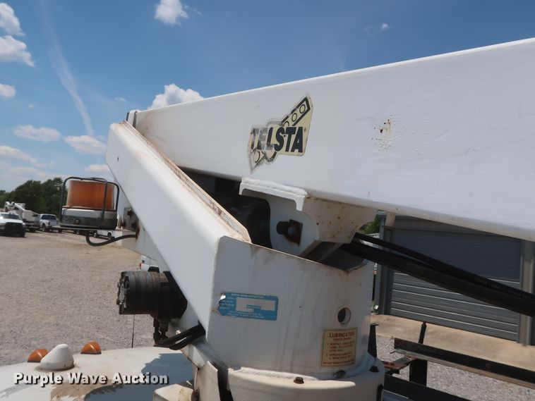 image for item GS9970 2000 Ford F450 Super Duty  bucket truck