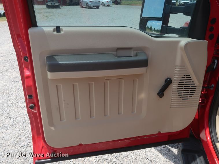 image for item GS9972 2008 Ford F450 Super Duty XL  Crew Cab flatbed truck