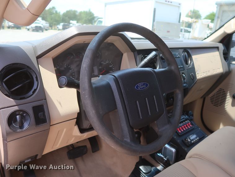 image for item GS9972 2008 Ford F450 Super Duty XL  Crew Cab flatbed truck