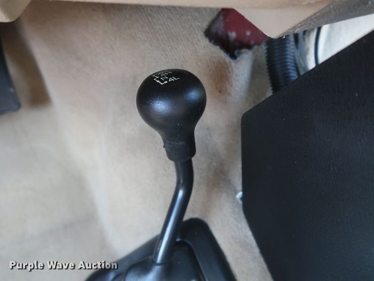 image for item GS9972 2008 Ford F450 Super Duty XL  Crew Cab flatbed truck