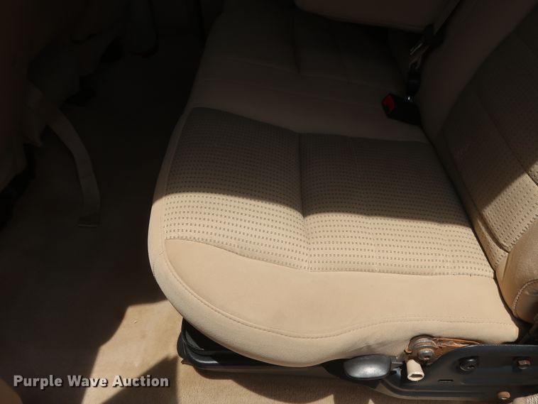 image for item GS9972 2008 Ford F450 Super Duty XL  Crew Cab flatbed truck