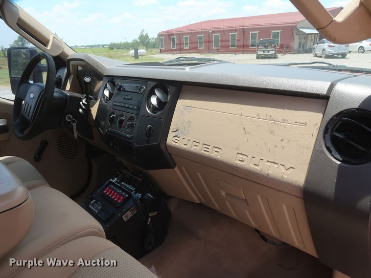 image for item GS9972 2008 Ford F450 Super Duty XL  Crew Cab flatbed truck