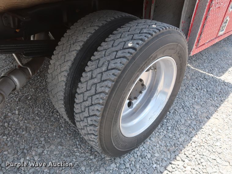 image for item GS9972 2008 Ford F450 Super Duty XL  Crew Cab flatbed truck