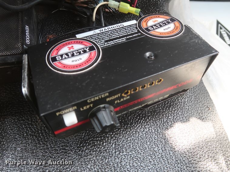 image for item GS9973 2011 Ford F650 Super Duty XL  bucket truck