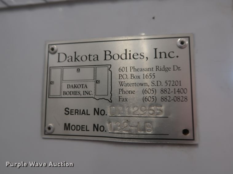 image for item GS9973 2011 Ford F650 Super Duty XL  bucket truck