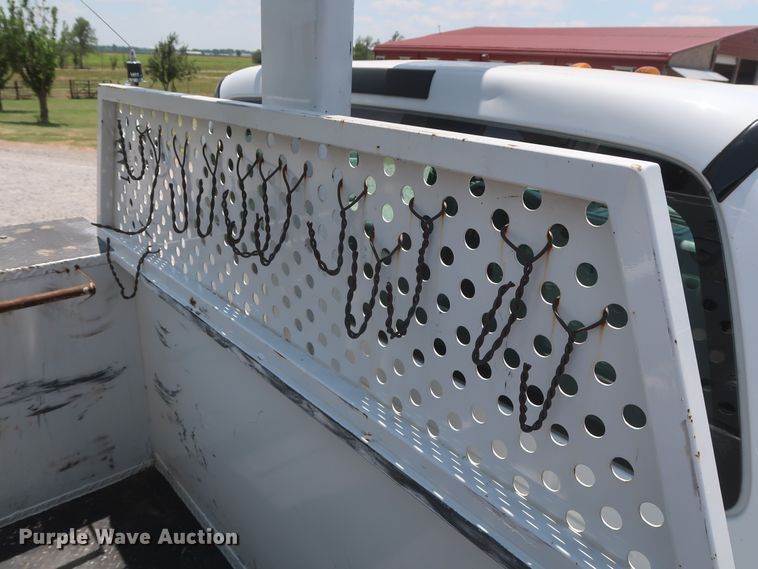 image for item GS9973 2011 Ford F650 Super Duty XL  bucket truck