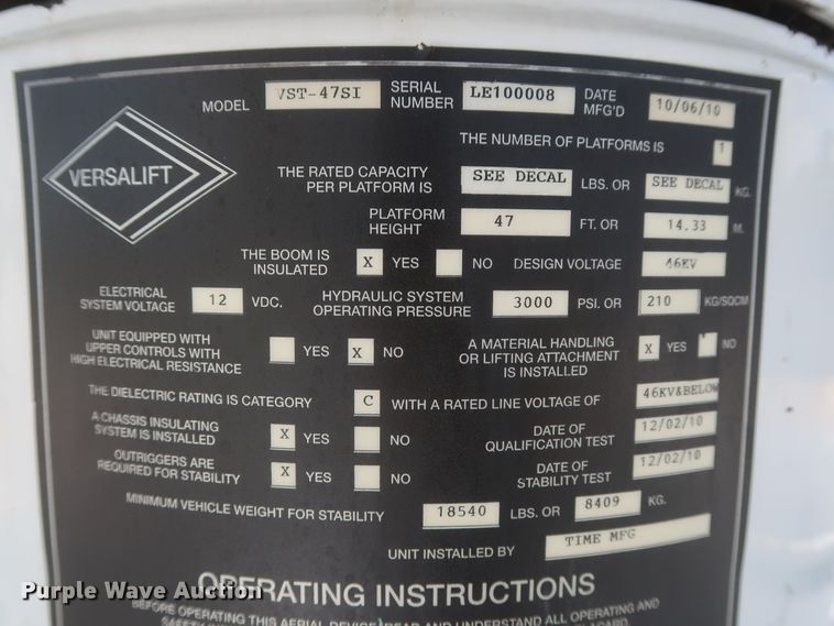 image for item GS9973 2011 Ford F650 Super Duty XL  bucket truck