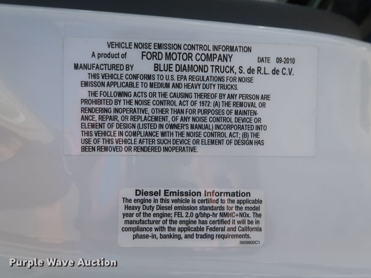 image for item GS9973 2011 Ford F650 Super Duty XL  bucket truck