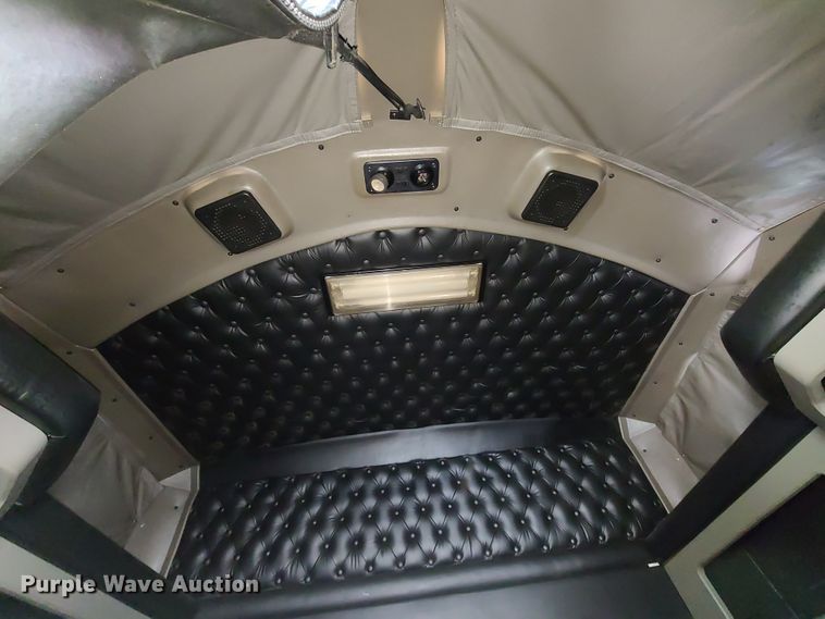 image for item GT9083 2004 Kenworth T600  semi truck