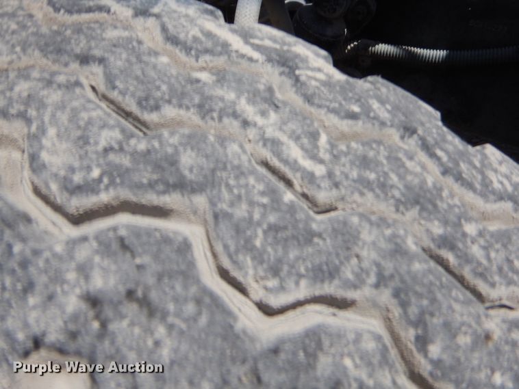 image for item GT9236 1984 International Transfer 4300  semi truck