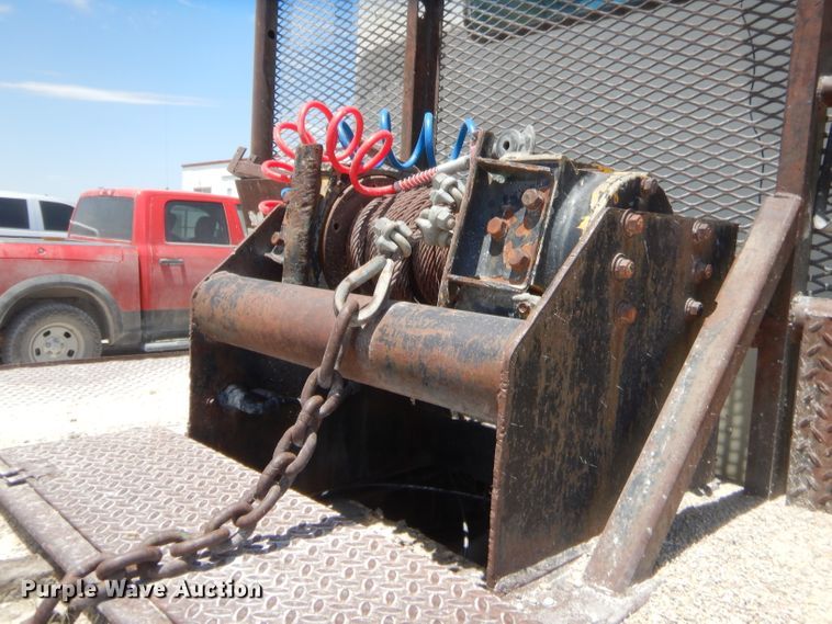 image for item GT9236 1984 International Transfer 4300  semi truck