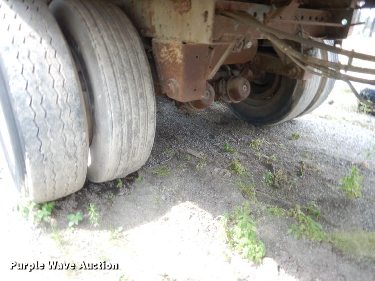 image for item GT9272 1998 Great Dane dry van trailer