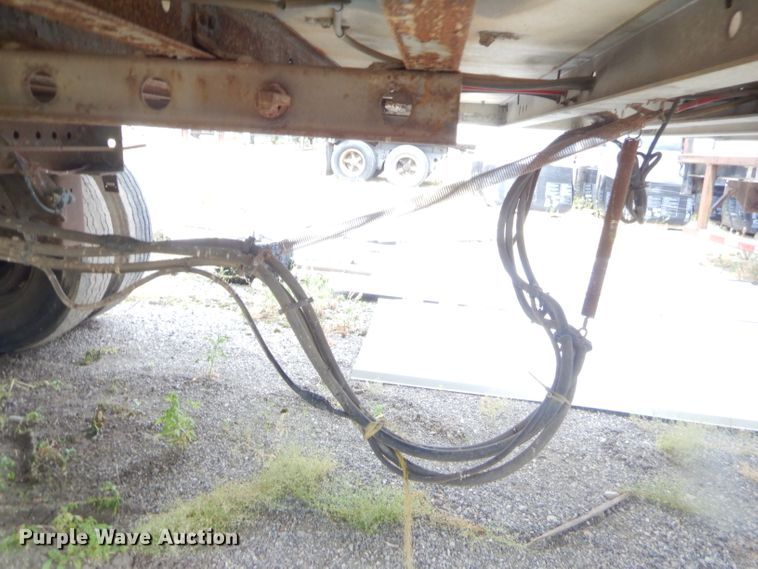 image for item GT9272 1998 Great Dane dry van trailer