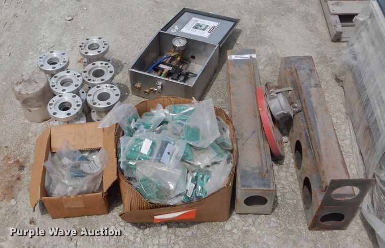 image for item HM9584 Truck parts