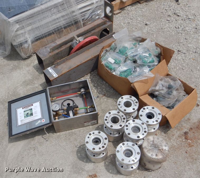 image for item HM9584 Truck parts