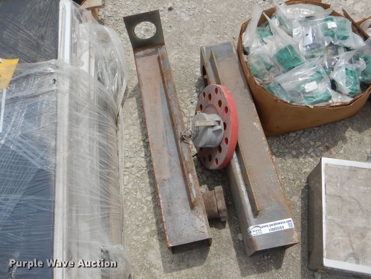 image for item HM9584 Truck parts