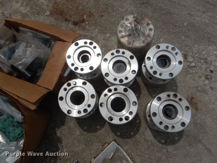 image for item HM9584 Truck parts