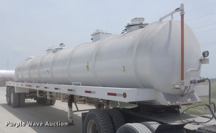 image for item HM9597 2013 Majona Steel vacuum trailer