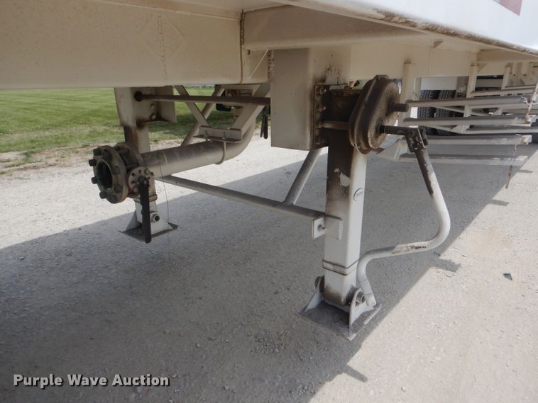 image for item HM9597 2013 Majona Steel vacuum trailer