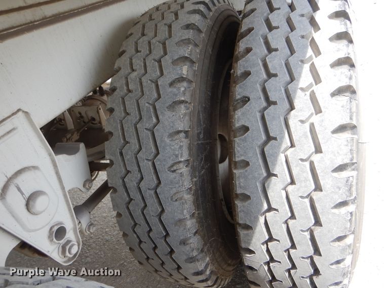 image for item HM9597 2013 Majona Steel vacuum trailer