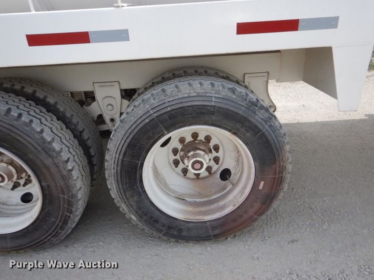 image for item HM9597 2013 Majona Steel vacuum trailer