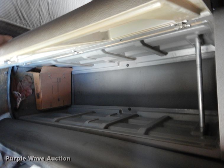 image for item HS9651 2006 Peterbilt 387  semi tractor