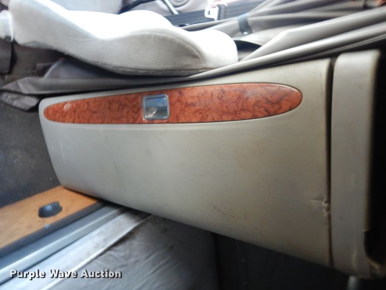 image for item HS9651 2006 Peterbilt 387  semi tractor